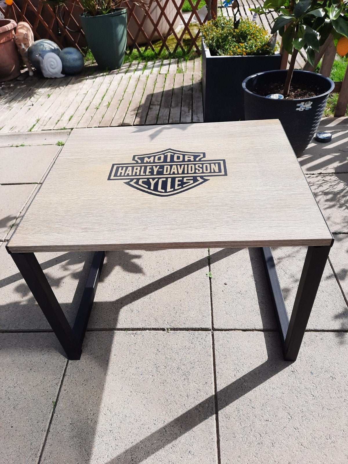 table avec logo Harley Davidson, Enlèvement