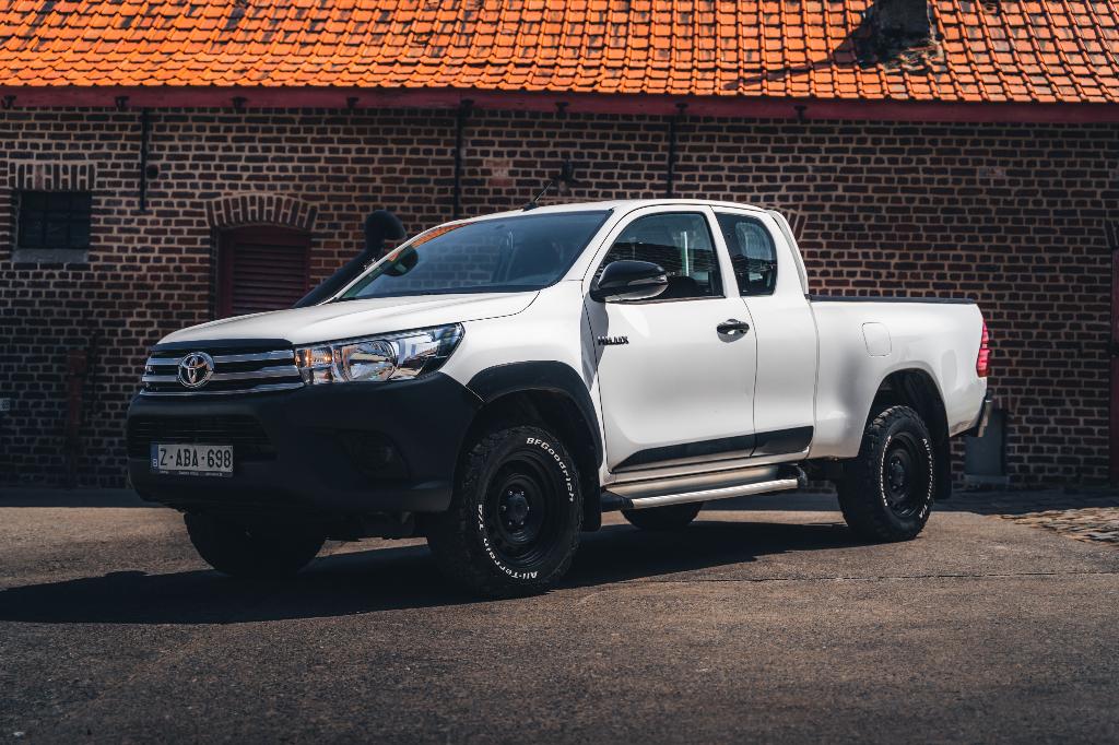 Toyota Hilux Extra Cab 2.4D-4WD Active, Autos, Toyota, Entreprise, Hilux, 4x4, ABS, Airbags, Air conditionné, Alarme, Bluetooth