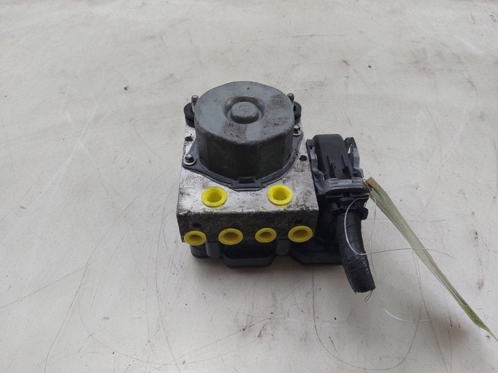 BLOC ABS (FREINS ANTI-BLOCAGE) 500 (312) (|P04581540AC|), Robert Bosch AG, Utilisé, Fiat, Robert-Bosch-Allee 1
74232  Abstatt, DE