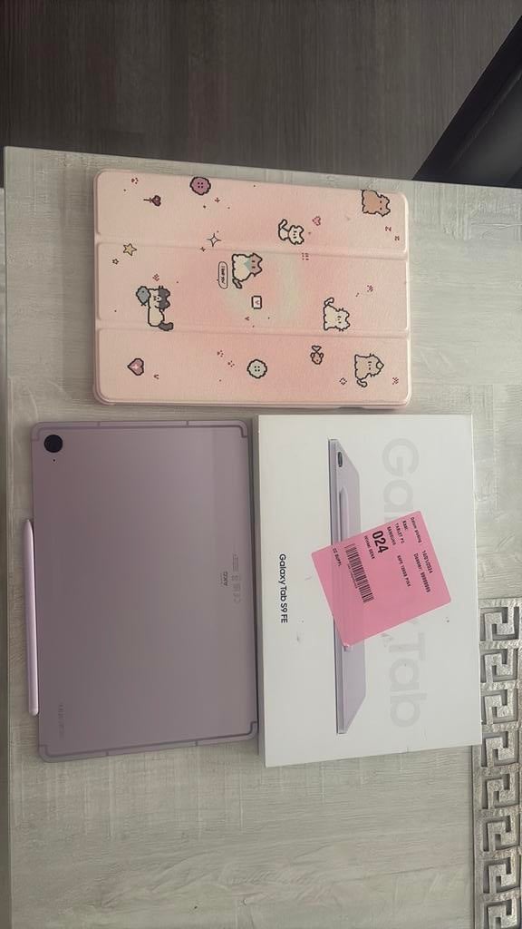 Tablet fe s9  verkoop met roze pen en hoesje gratis erbij!, Envoi, Comme neuf