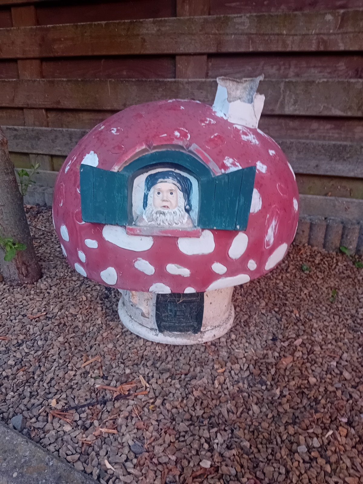 efteling grote decoratie paddestoel 2011, Enlèvement