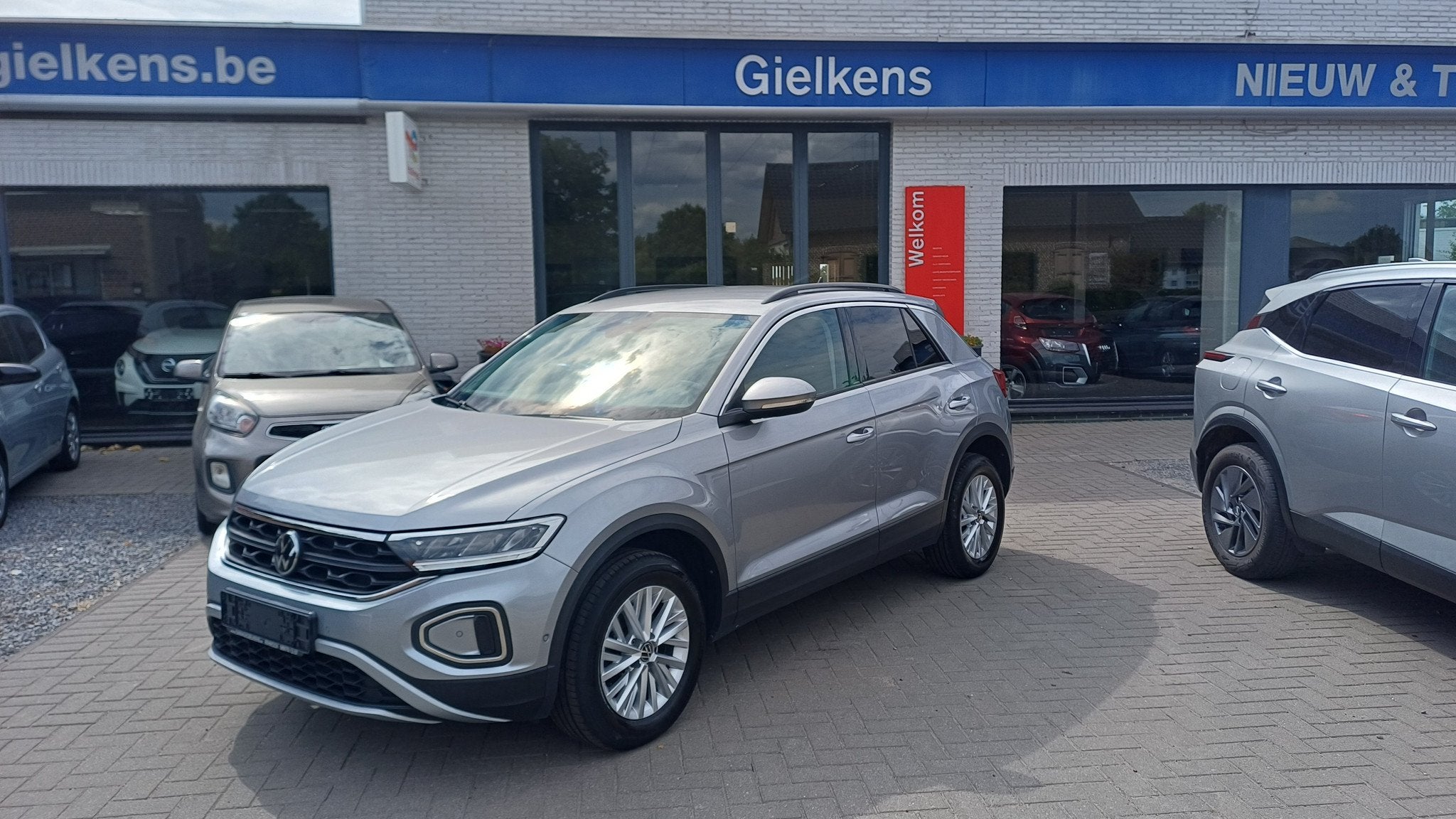 Volkswagen T-Roc 1.5Tsi 150pk Life DSG automaat/1j. garantie, https://public.car-pass.be/vhr/026c5f06-32b3-46eb-bf9f-6b3bccfb435a