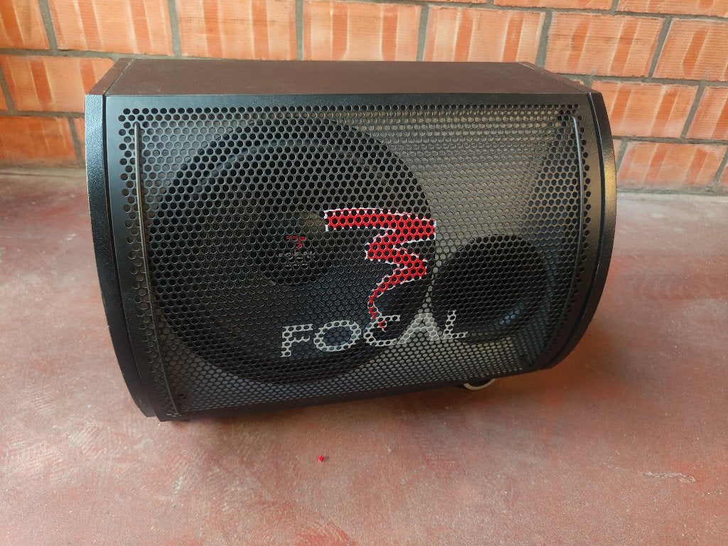 Focal subwoofer, Auto diversen, Autospeakers, Ophalen, Zo goed als nieuw