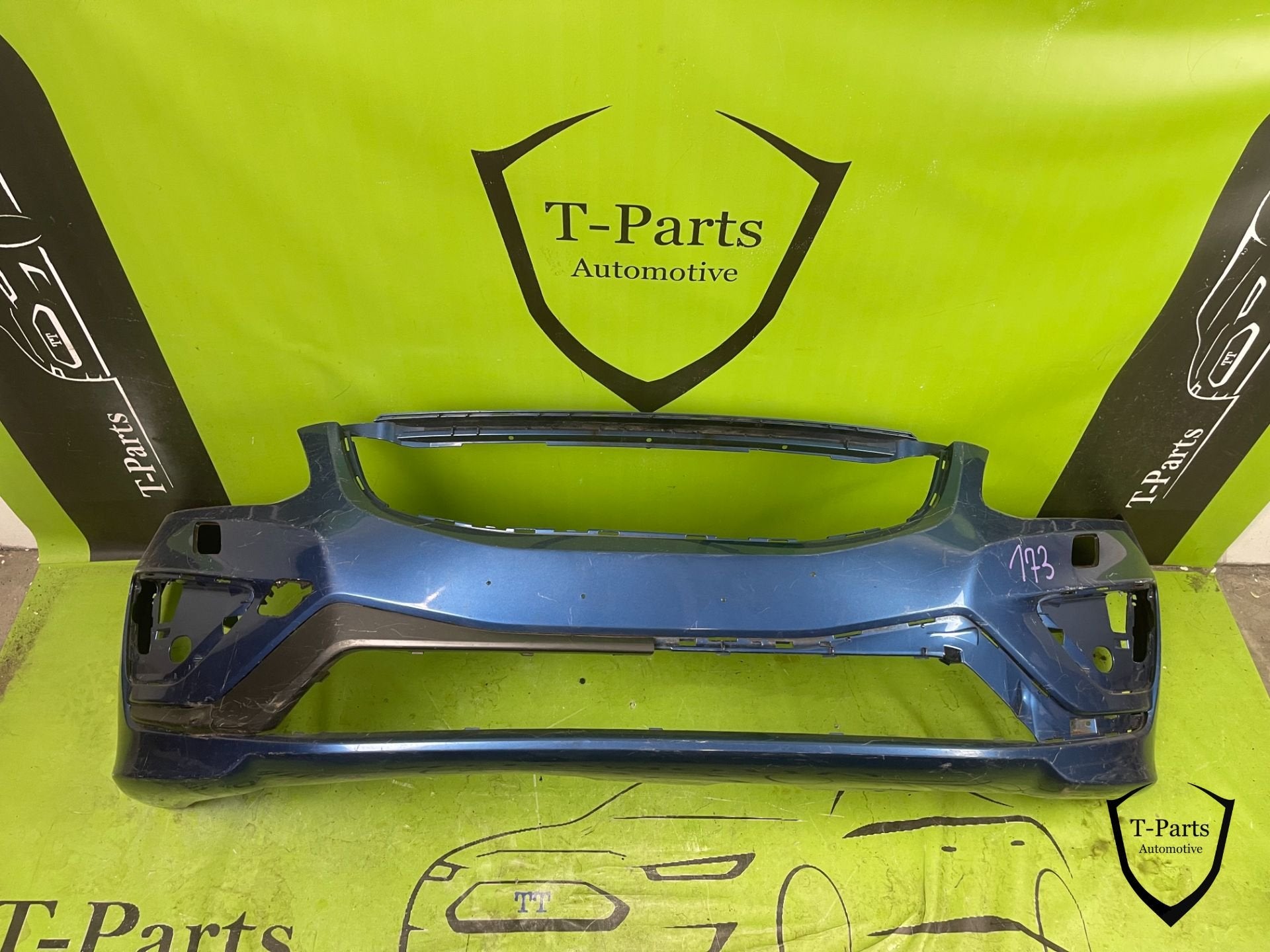 volvo XC60 voorbumper bumper R DESIGN 2008 - 2016, Info@fabrikant.eu, Volvo, Bumper, Fabrikantstraat 1
1000 AA  Amsterdam