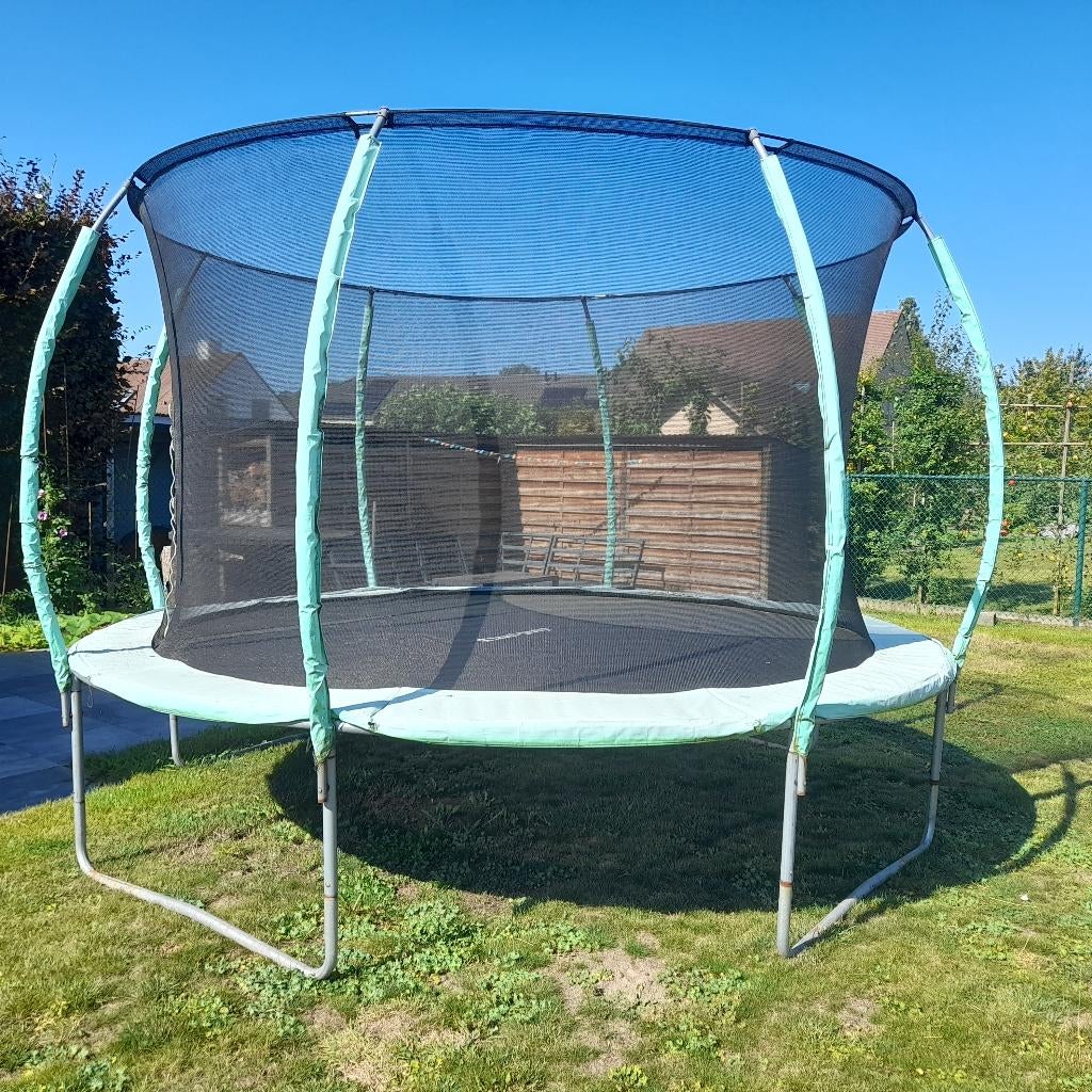 trampoline, Enlèvement, Utilisé