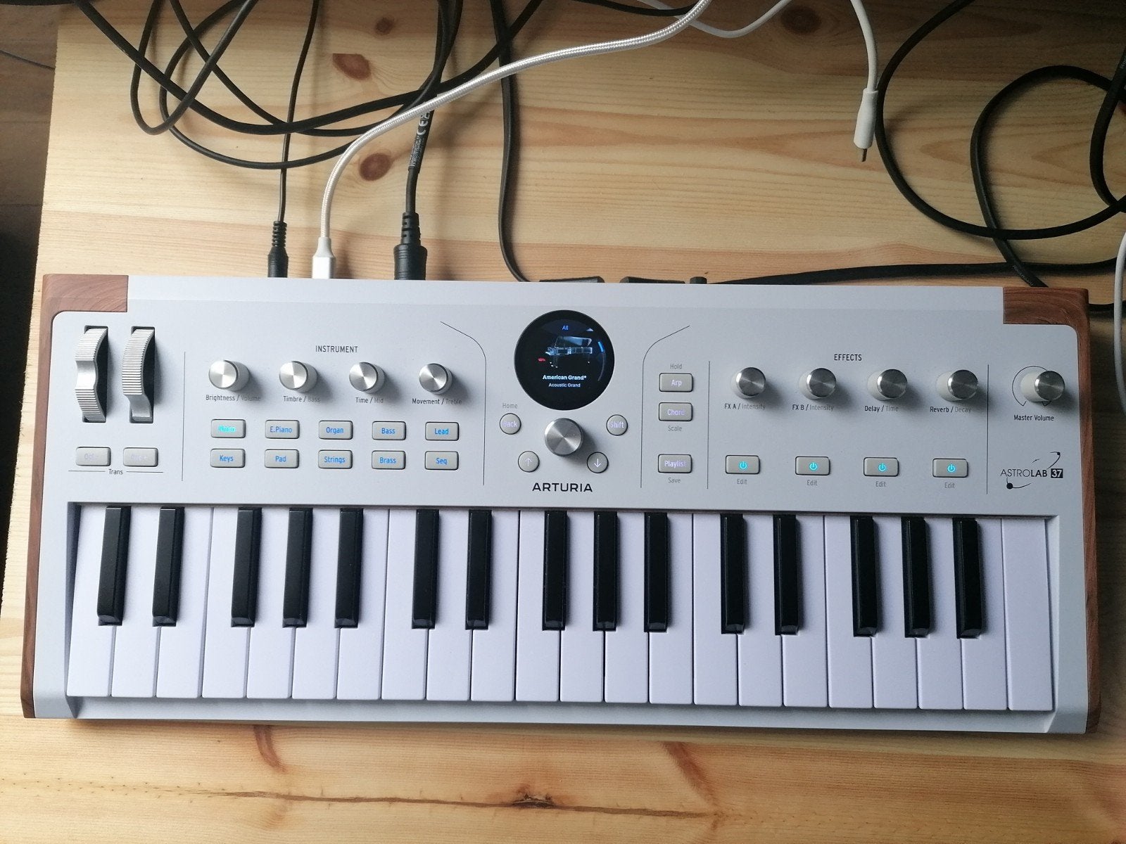 Astrolab 37, Muziek en Instrumenten, Ophalen