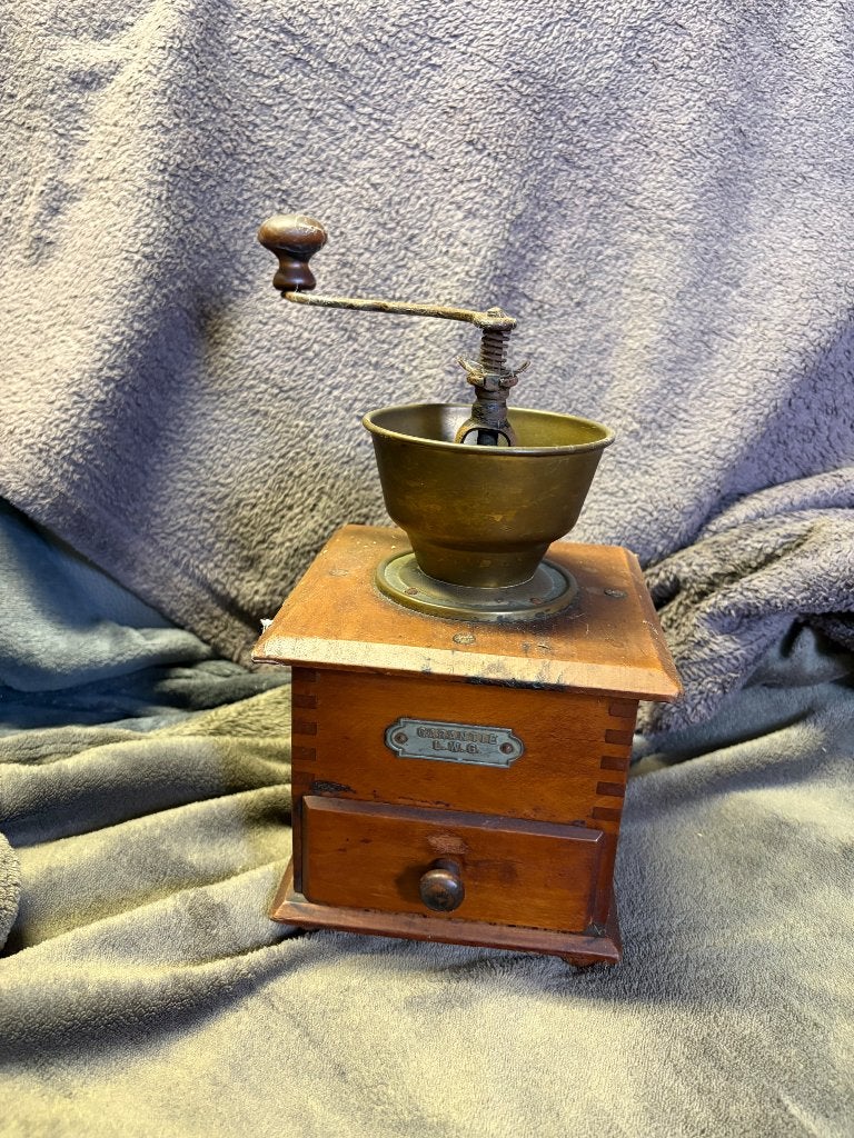 Koffiemolen, Enlèvement