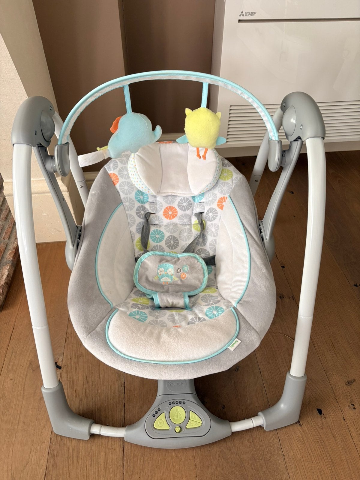 Swing Ingenuity, Kinderen en Baby's, Ophalen, Zo goed als nieuw
