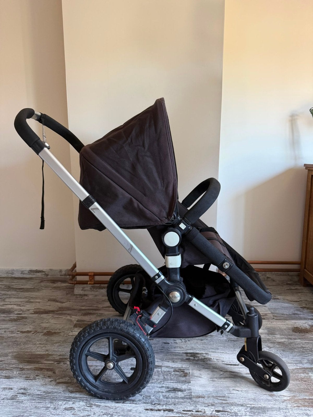 Bugaboo buggy zwart met draagmand, Enfants & Bébés, Poussettes & Combinaisons, Enlèvement, Maxi-Cosi