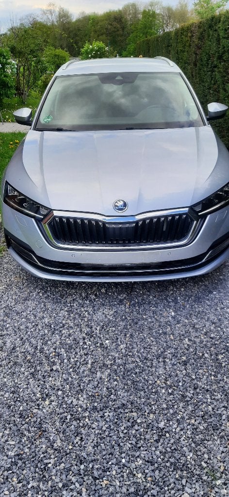 Skoda Octavia 2021 à vendre, Autos, Argent ou Gris, Achat, Euro 6, 5 portes