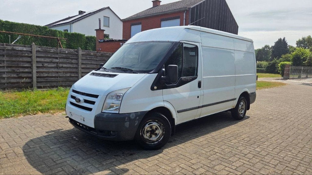 Ford Transit 2.2D L2H2 van 2011, met 374.000kms, Autos, Achat, Entreprise, Boîte manuelle, Autre carrosserie