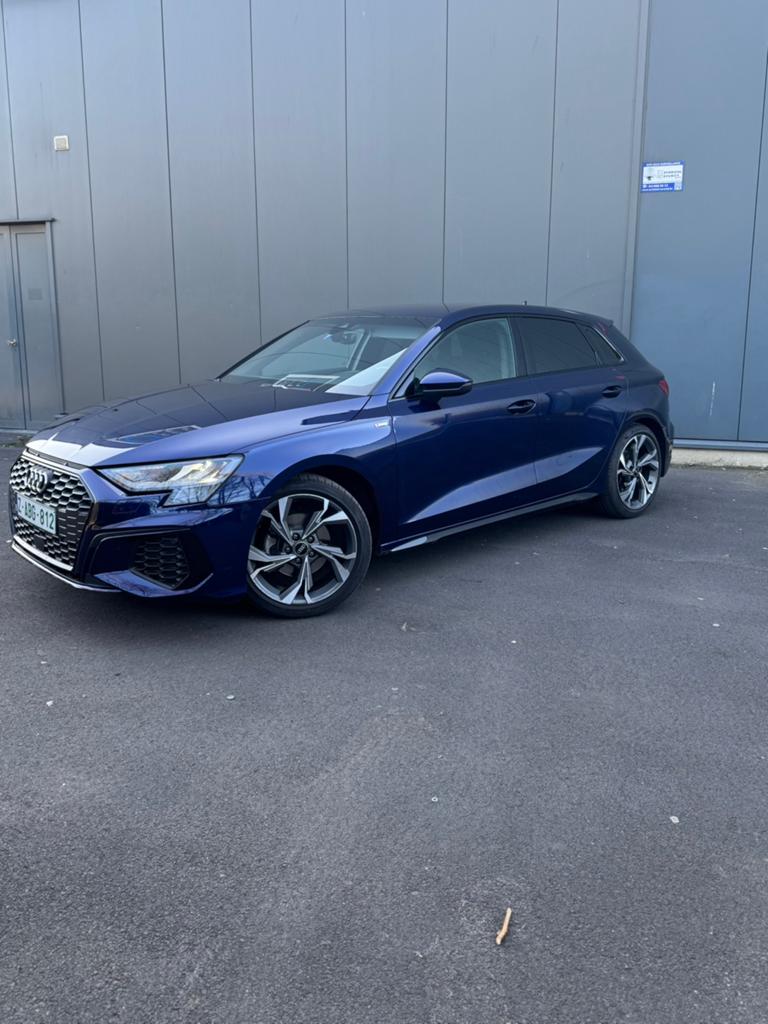 AUDI A3 SPORTBACK - 2L DIESEL - 2020, Autos, Achat, Entreprise, Diesel, Automatique