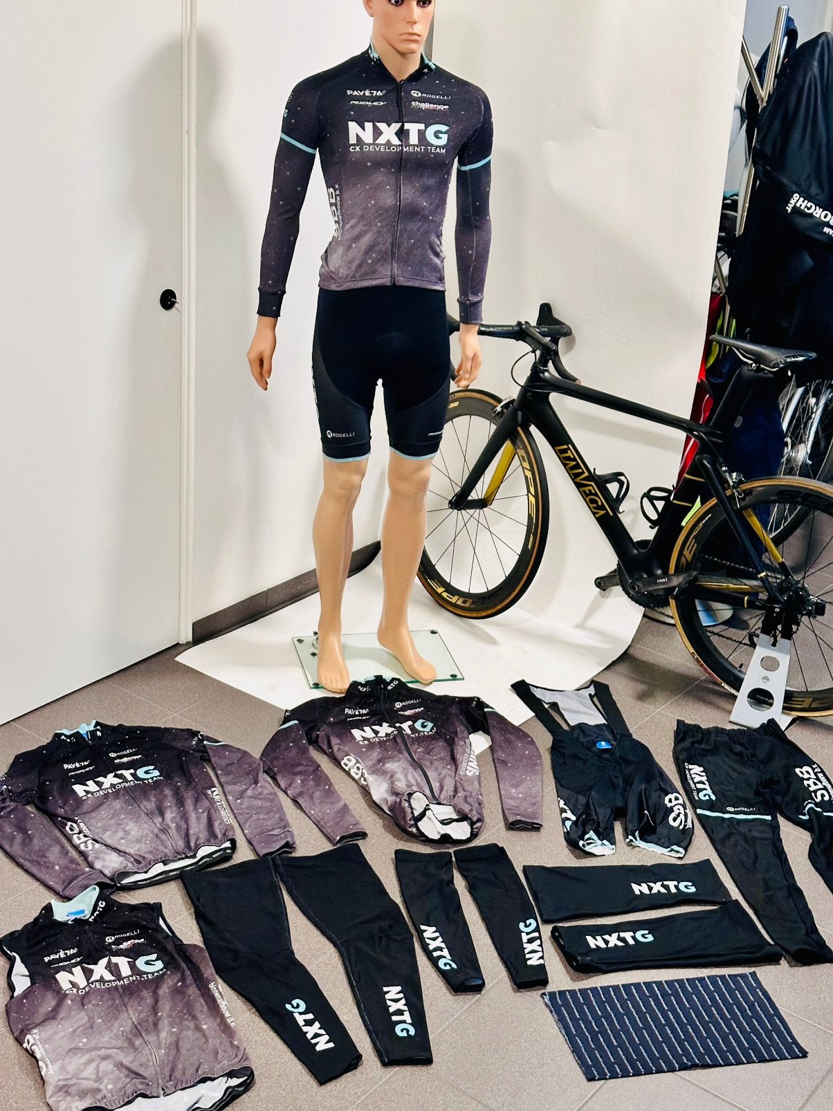 wielrenbroek wielrenjasje Ritsbroek windvanger Gaba Rogelli, Fietsen en Brommers, Fietsaccessoires | Fietskleding, Zo goed als nieuw