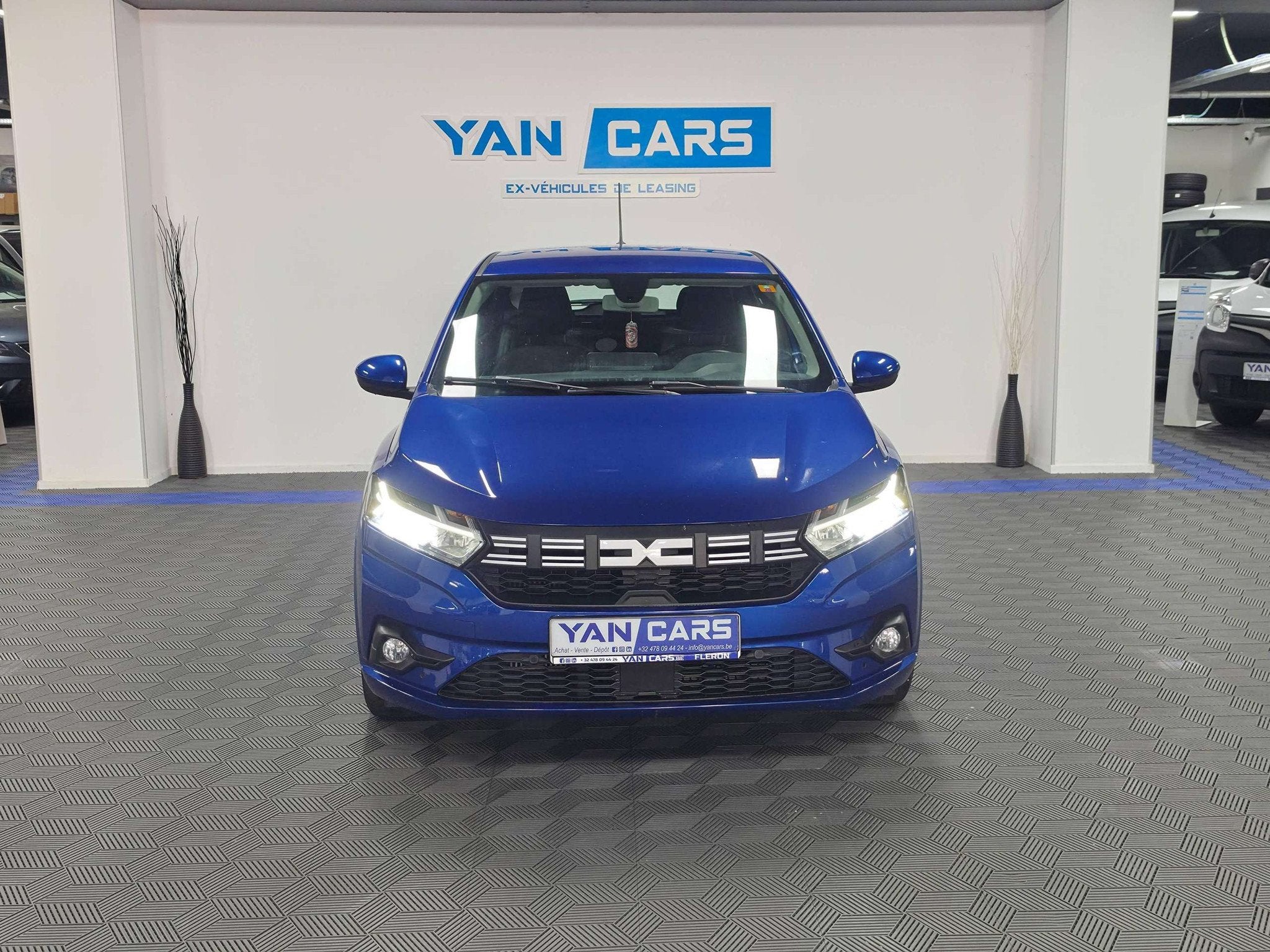 Dacia Sandero Essence + LPG | Très bien équipée | Dispo d, Auto's, Voorwielaandrijving, Gebruikt, 91 pk, Bedrijf