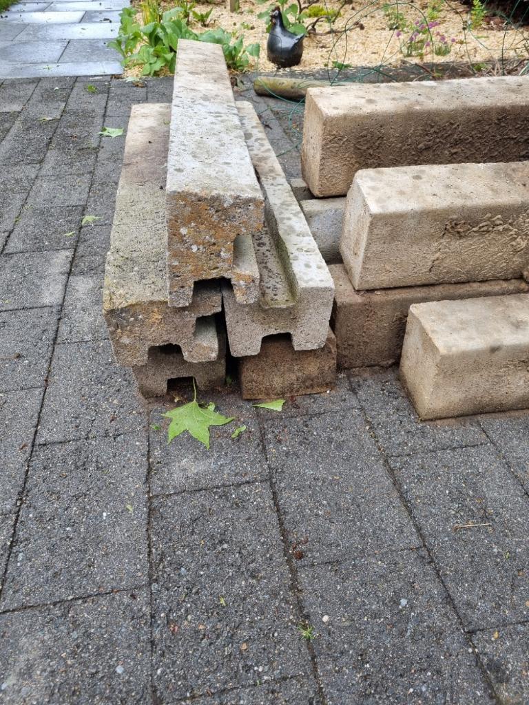 Poteaux en béton (80 cm) pour bac à légumes, Enlèvement, Utilisé, Moins de 180 cm