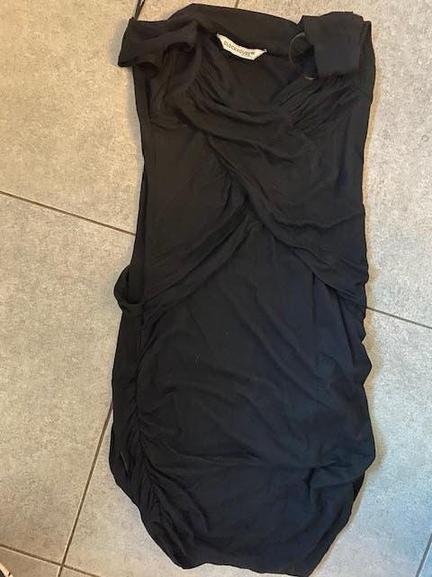 zwart jurkje maat SMALL   Perfecte staat, Kleding | Dames, Jurken, Zwart, Ophalen of Verzenden, Zo goed als nieuw, Maat 36 (S)