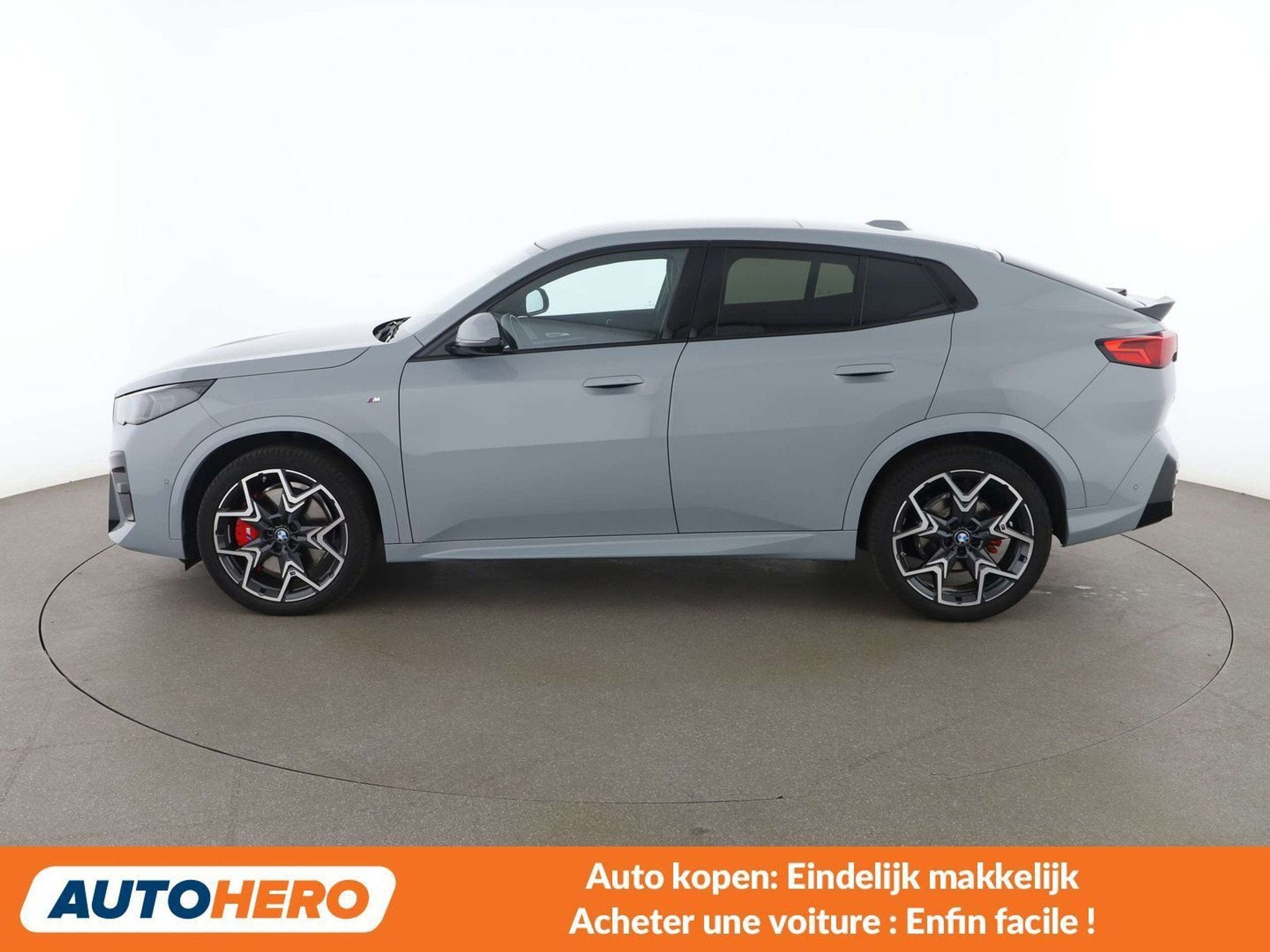 BMW X2 sDrive 20i Mild-Hybrid M Sport (automatique), Autos, Euro 6, Volant multifonction, Autres carburants, Noir