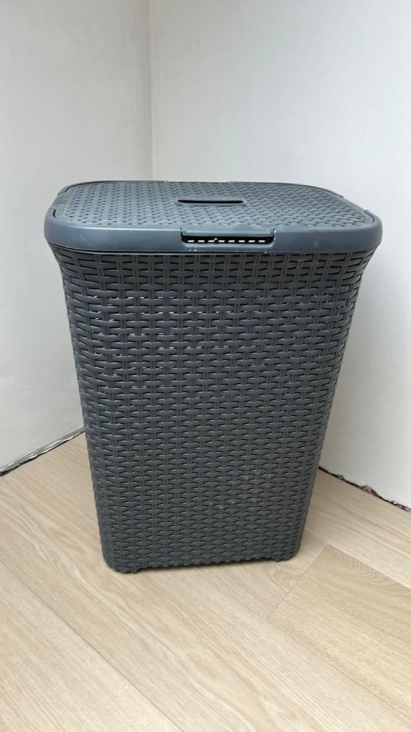 Curver wasmand, Enlèvement, Utilisé