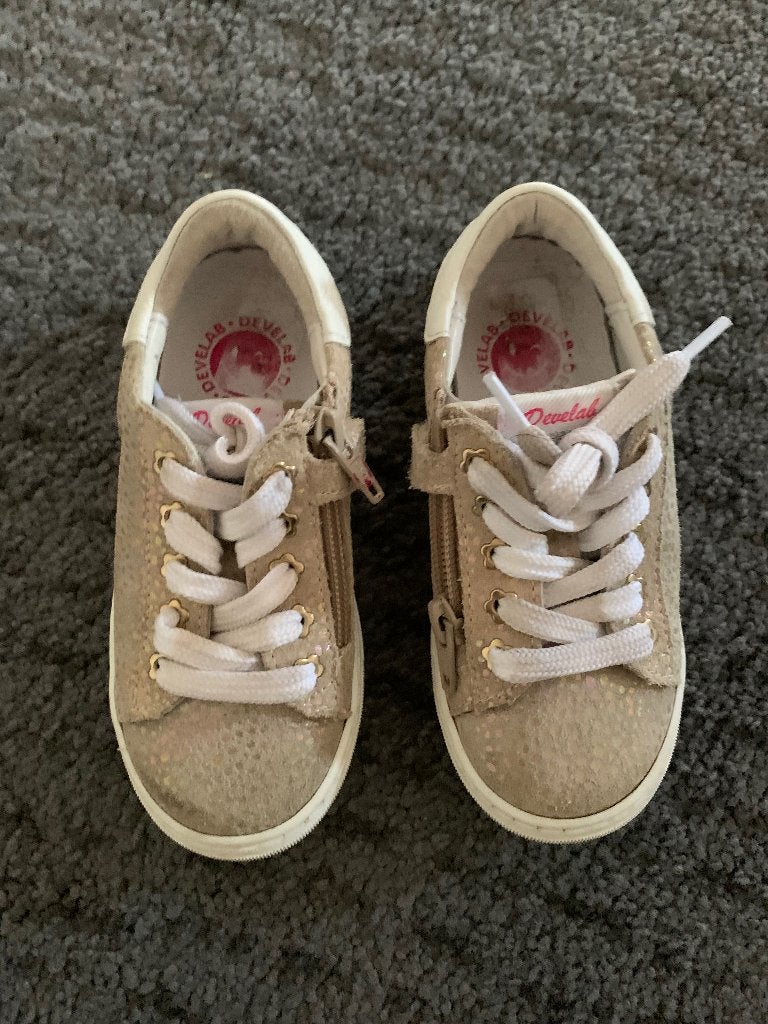 Schoenen meisje maat 27, Ophalen, Meisje, Schoenen, Zo goed als nieuw