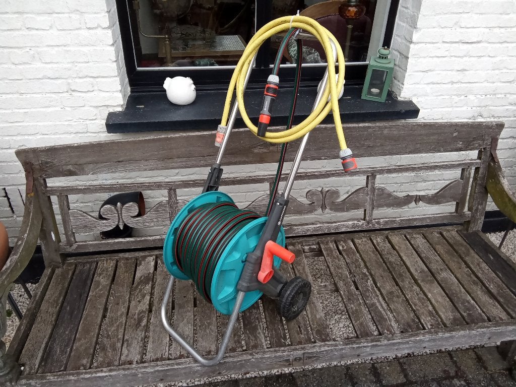 Tuinslang minstens 30 m op Gardena tuinhaspel izgst., Tuin en Terras, Ophalen, Zo goed als nieuw, Tuinslang