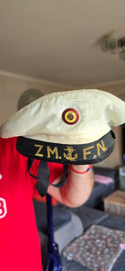 Casquettes, berets et casques authentiques, Enlèvement, Gendarmerie, Casque ou Béret