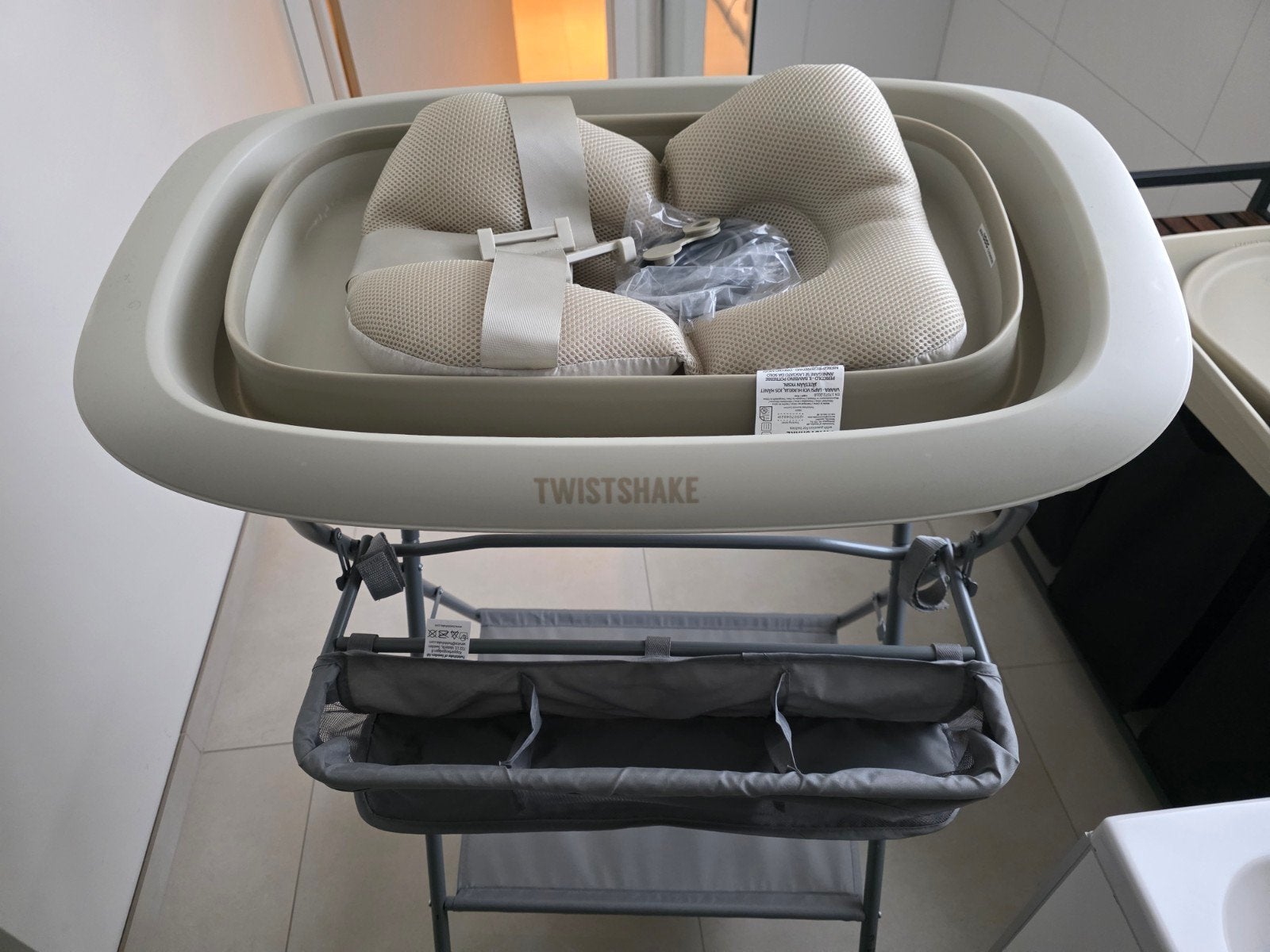 Twistshake babybad met statief en newborn kussen, Kinderen en Baby's, Ophalen, Zo goed als nieuw, Badje, Overige merken
