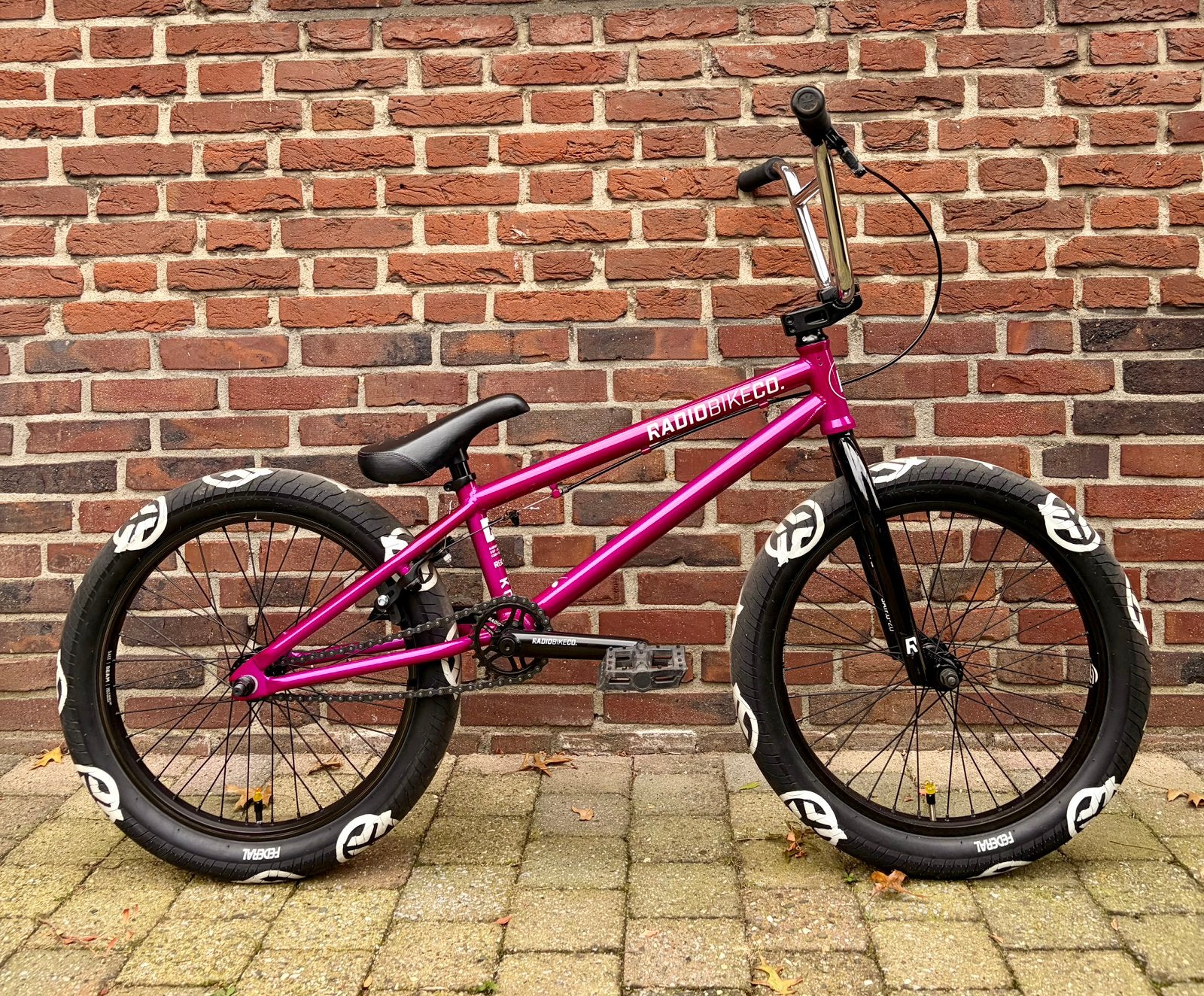 Radio BMX zo goed als nieuw., Fietsen en Brommers, Ophalen, Velgrem, Zo goed als nieuw, Chroom