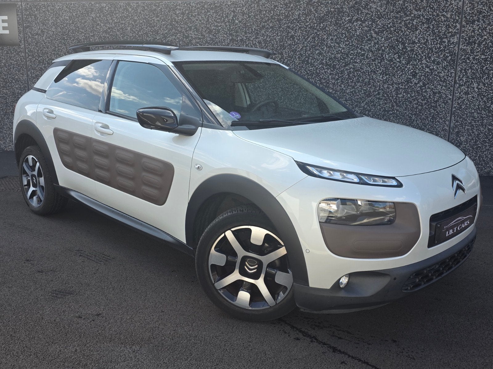 Citroën C4 Cactus 1.2 Essence (2016), Autos, Citroën, Cuir, Achat, Euro 6, Entreprise