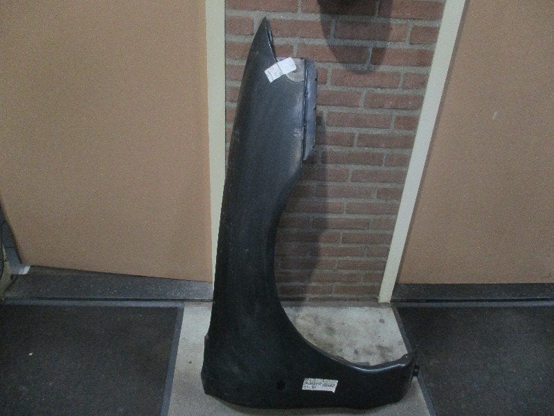 SPATBORD RECHTS VOOR Ford Mondeo I (01-1993/08-1996), Nieuw, Spatbord, Henry-Ford-Straße  1
50735  Köln, DE, Ford-Werke GmbH