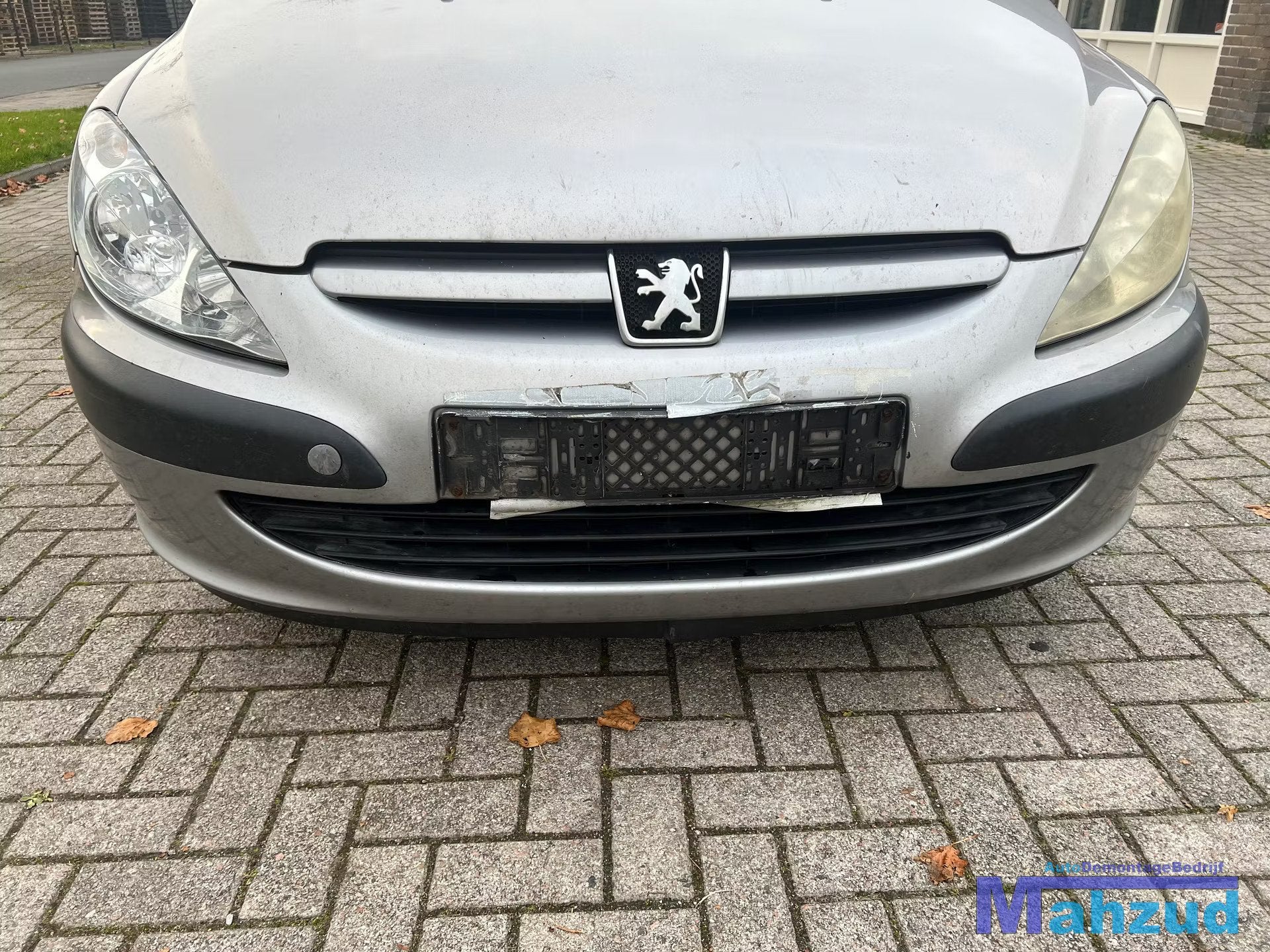 PEUGEOT 307 Grijs EZA voorbumper 2001-2009, Taurusavenue 1
2132 LS  Hoofddorp, NL, Contact.group@renault.com, Pare-chocs, Stellantis N.V.