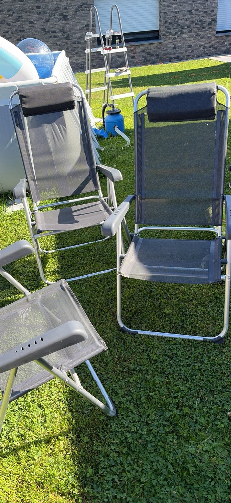 Drie tuinstoelen, Ophalen, Zo goed als nieuw