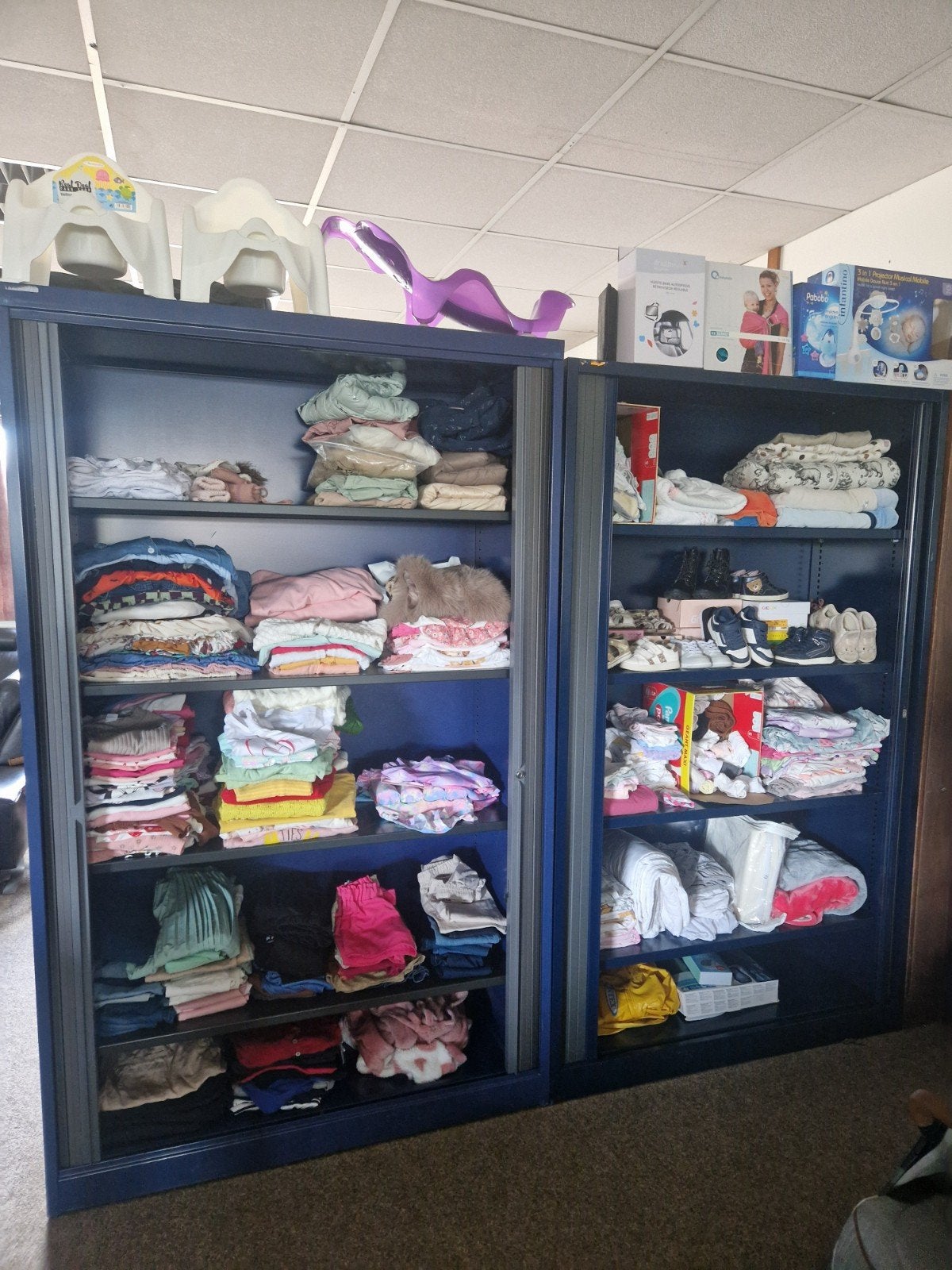 kleding meisje maat 50 tel 120/speelgoed/ shoenen/..., Ophalen, Maat 50