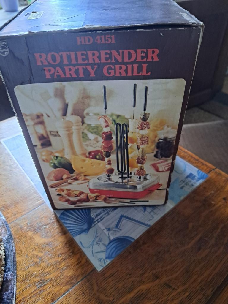 Grill brochettes, Electroménager, Enlèvement, Utilisé, 4 à 7 personnes