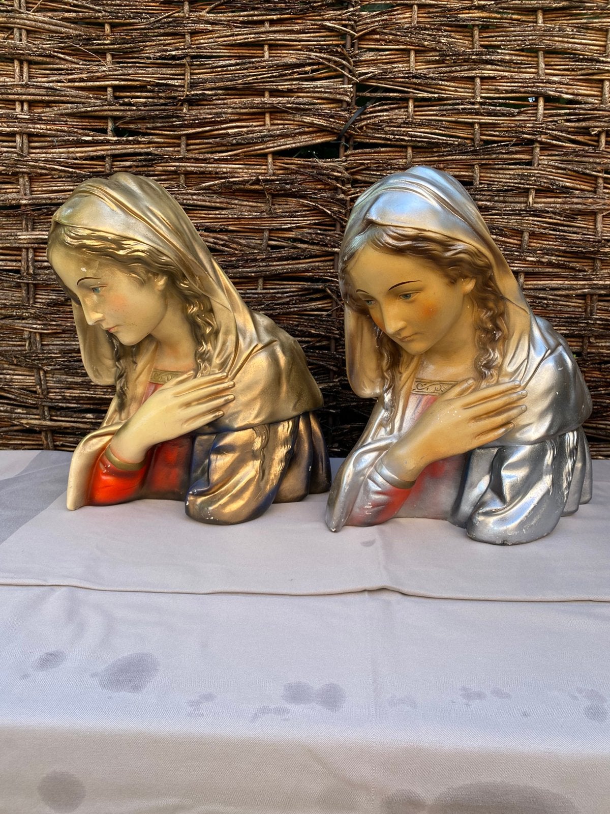 Borstbeelden 2 stuks beschikbaar., Ophalen of Verzenden, Zo goed als nieuw
