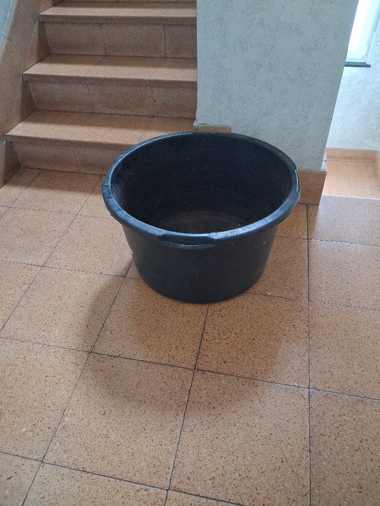 Cuve dn plastique 60 litres, Jardin & Terrasse, Barils de pluie, Moins de 75 litres, Enlèvement, Utilisé, Synthétique