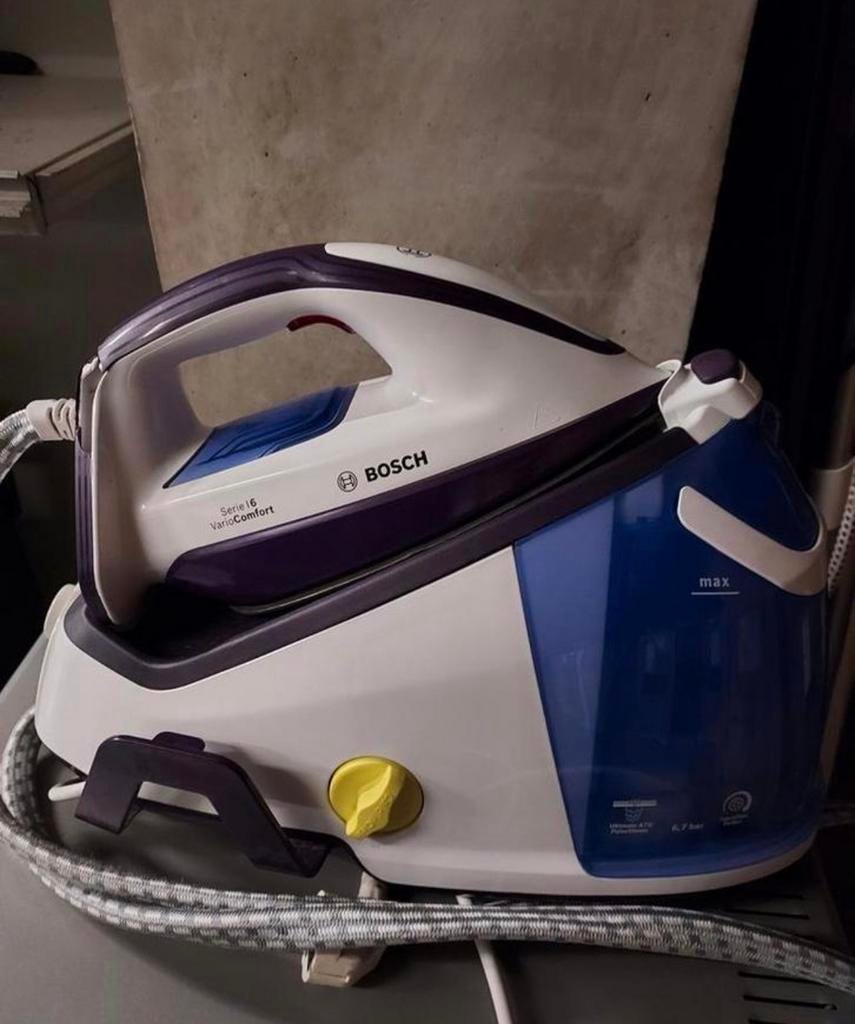Strijkijzer Bosch met stoomgenerator, Ophalen, Gebruikt