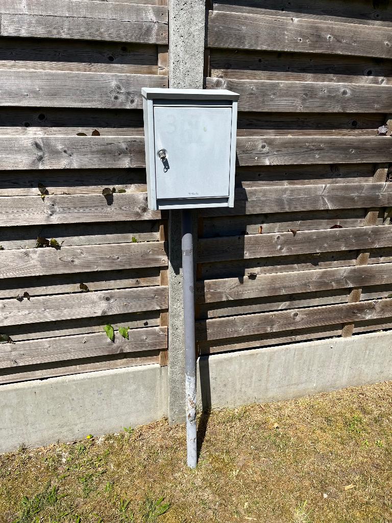Brabantia brievenbus, Tuin en Terras, Brievenbussen, Ophalen, Gebruikt, Aluminium, Brievenbusklep