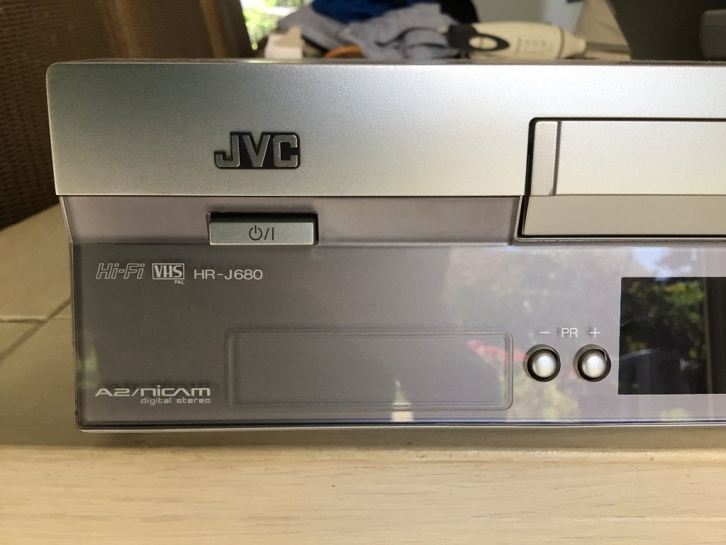 JVC- Lecteur  et enregistreur cassette video, TV, Hi-fi & Vidéo, Enlèvement, Comme neuf, Lecteur ou enregistreur VHS