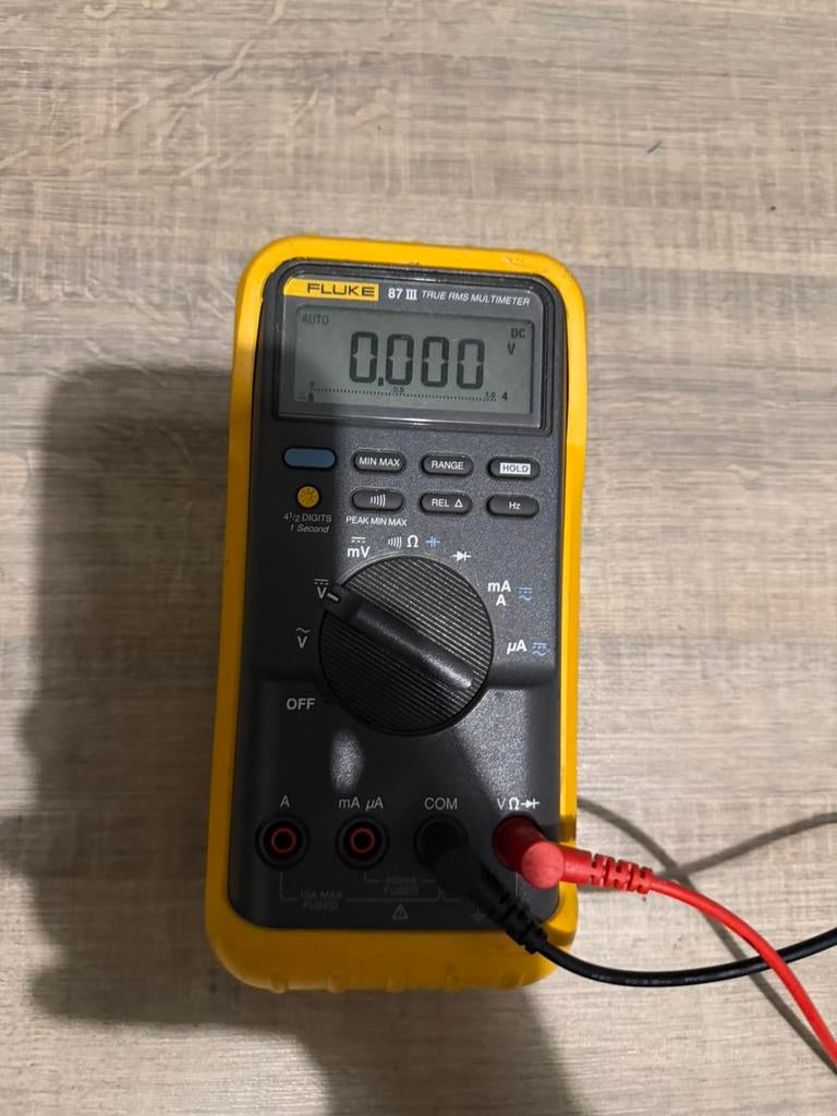 Fluke 87 Multimeter digitaal + meetkabels, Bricolage & Construction, Instruments de mesure, Enlèvement, Utilisé, Multimètre