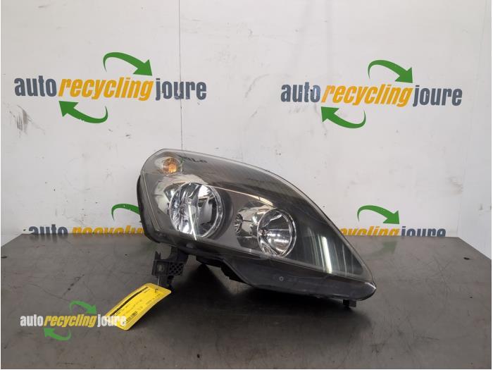 Phare droit d'un Opel Zafira, -, -, Opel, 3 mois de garantie