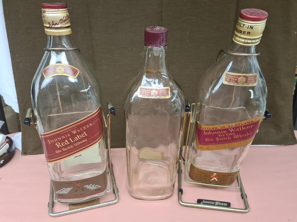 3x Lege Johnnie walker 4,5 liter Whiskyfles, Ophalen