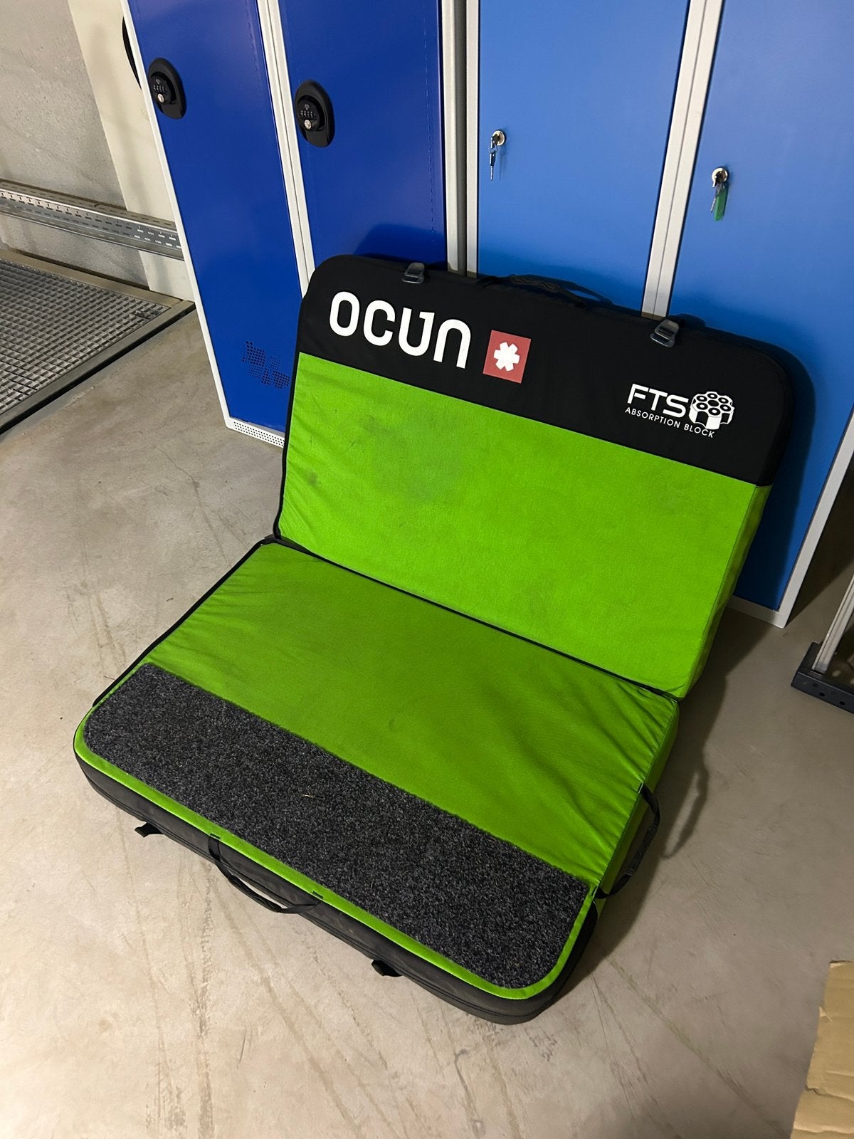 Crashpad ocun, Enlèvement, Comme neuf