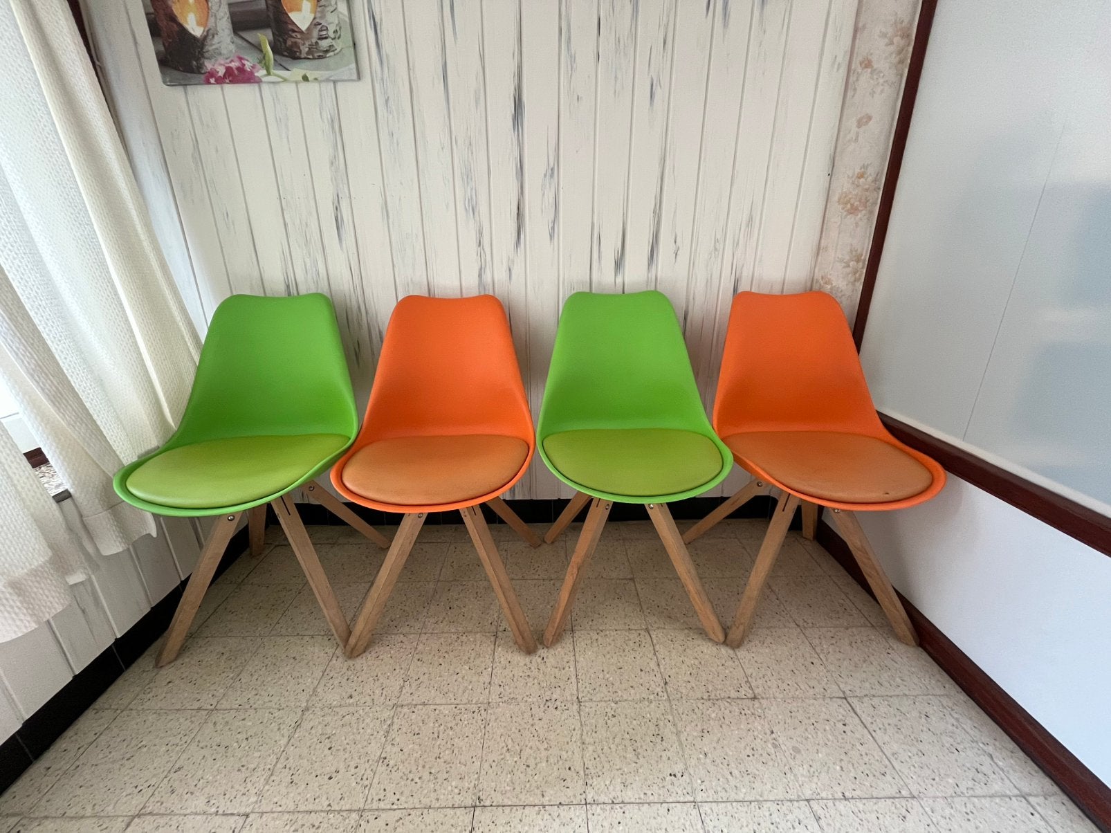 Chaises, Enlèvement, Comme neuf