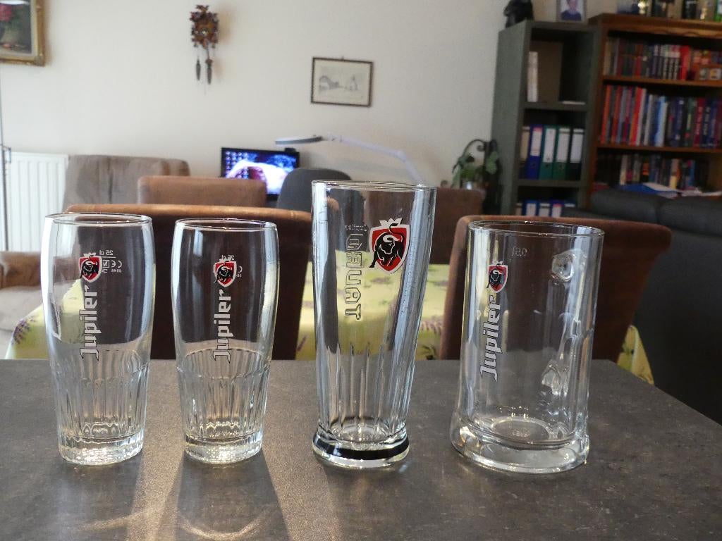 4 Jupiler glazen, 3 verschillende: NIEUW!, Verzamelen, Glas en Drinkglazen, Ophalen of Verzenden, Nieuw, Bierglas