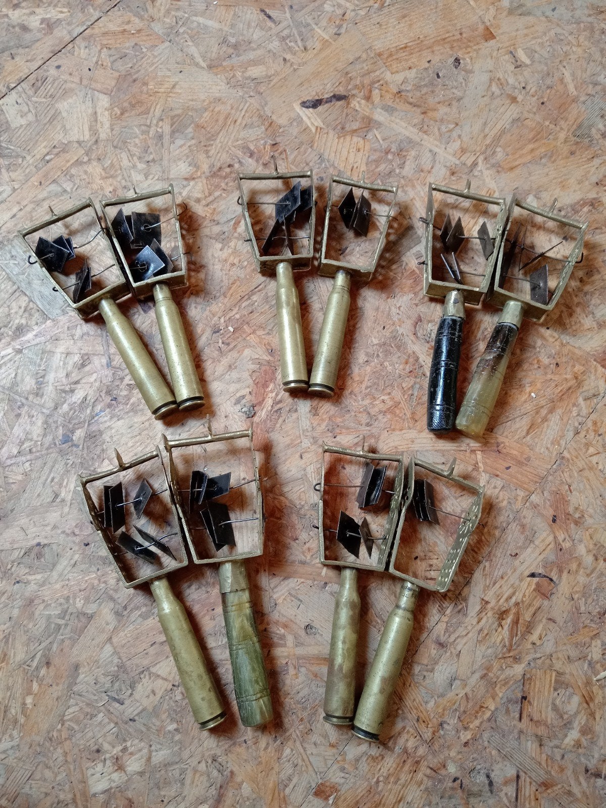 Unique Ethiopian Tsenatsil-Sistrum Trench Art-Soviet 1980, Antiquités & Art, Enlèvement ou Envoi