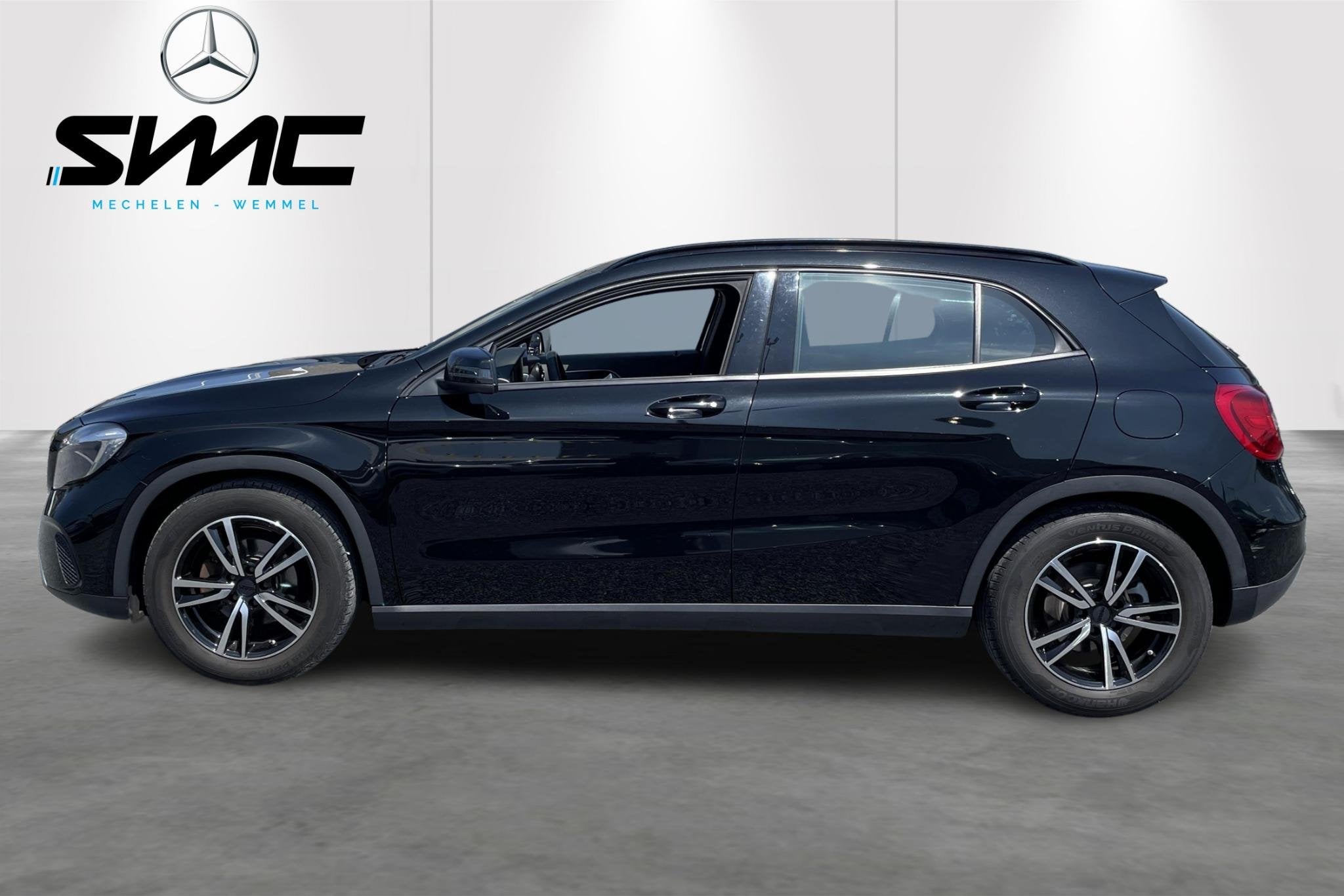 Mercedes-Benz GLA GLA 180 d, Auto's, Mercedes-Benz, Voorwielaandrijving, Gebruikt, Zwart, 4 cilinders