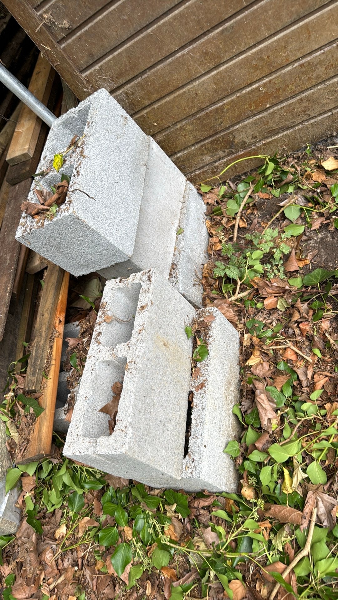 7 briques beton a donner, Bricolage & Construction, Enlèvement, Comme neuf, Briques