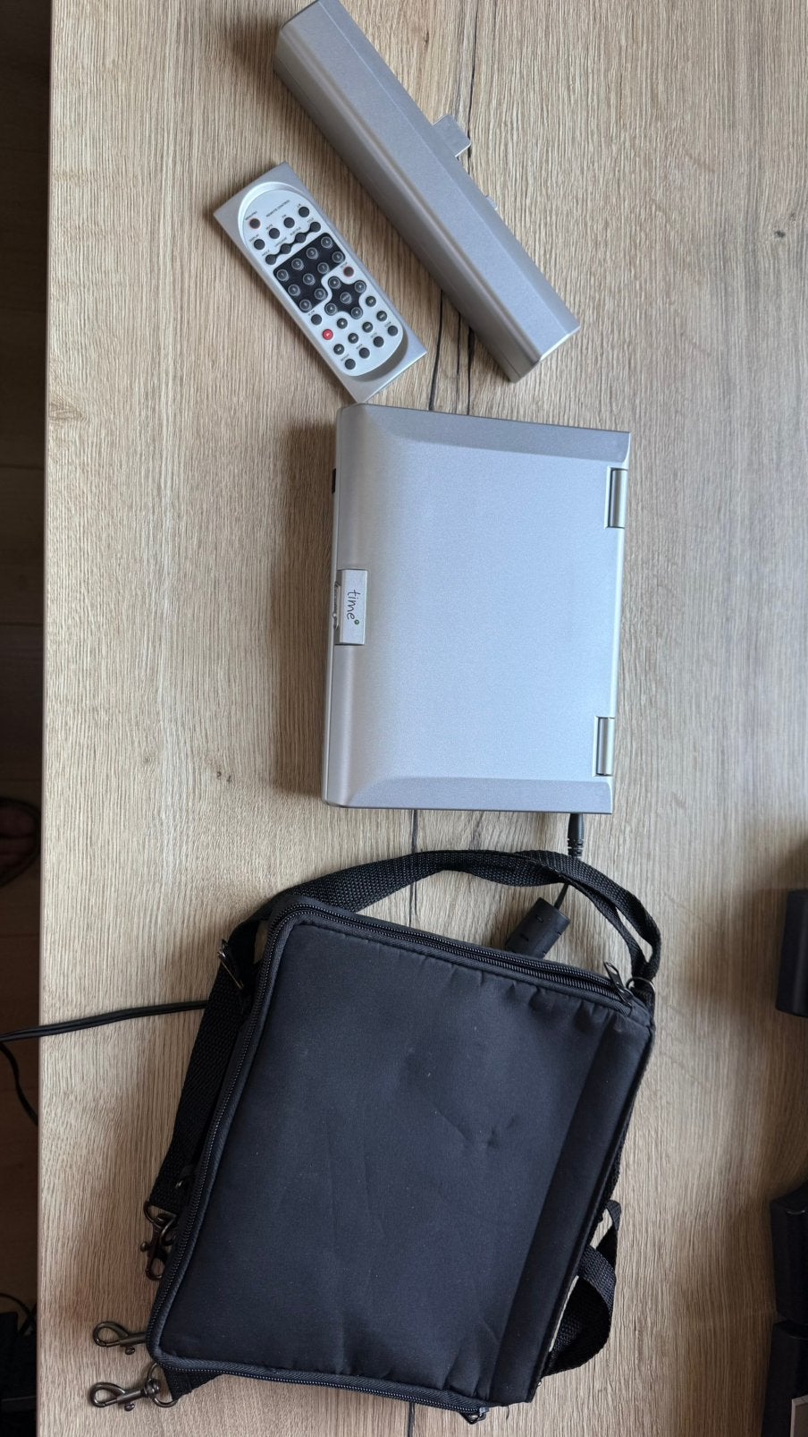 Time portable DVD speler met toebehoren., Audio, Tv en Foto, DVD spelers, Ophalen, Gebruikt, Dvd-speler, Overige merken