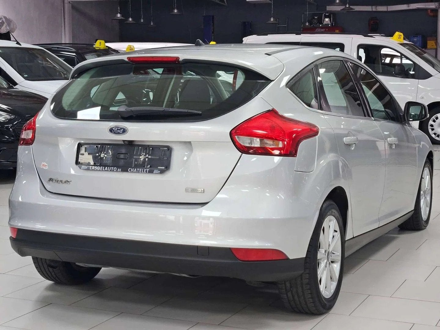 Ford Focus Focus 1.0 EcoBoost Titanium CAMERA Clim Auto Bi Z, Focus, Stof, Gebruikt, Lichtsensor