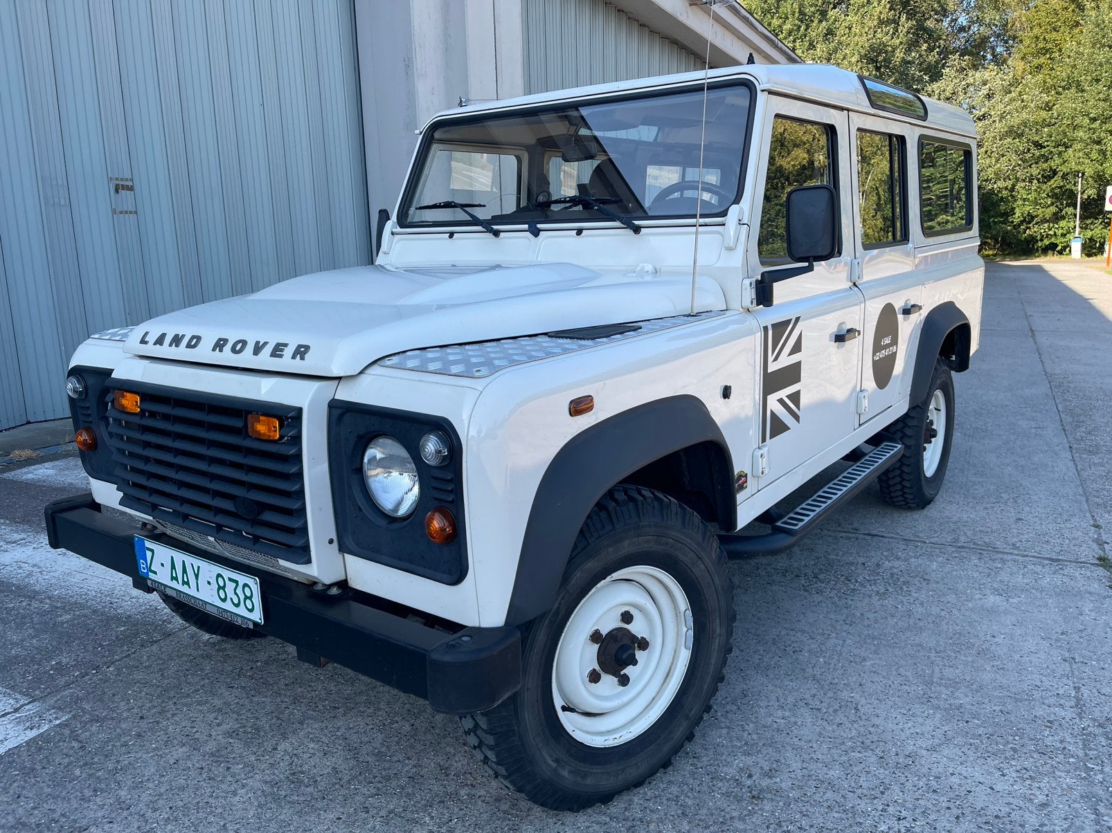 Defender 2.4 TDi AIRCO/lichte vracht/3500kg trekgewicht!!!!!, 90 kW, Zwart, 2402 cc, Elektrische ramen